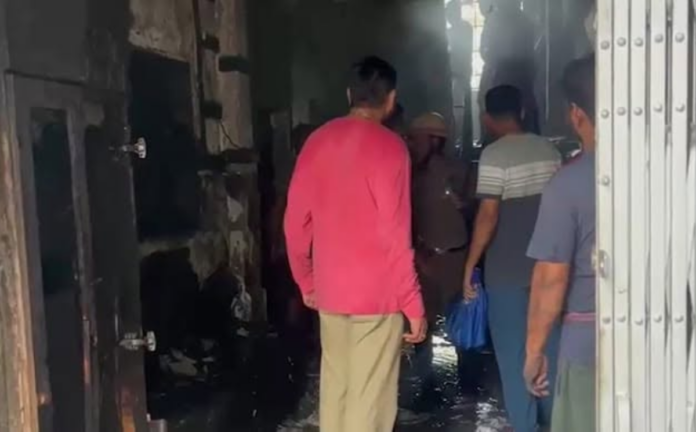 The victims had reportedly come to visit the Tarapith Temple and were staying at the hotel.